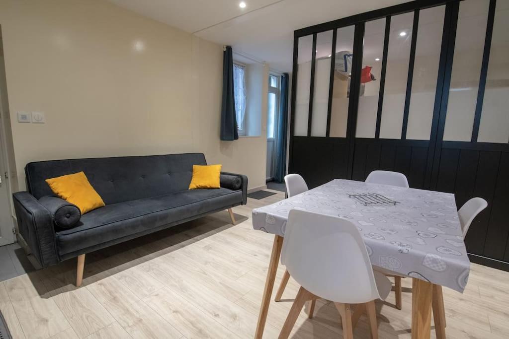 Studio Place De La Barre Le Cosy Apartment Macon Exterior photo